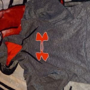 Under Armour Hoodie